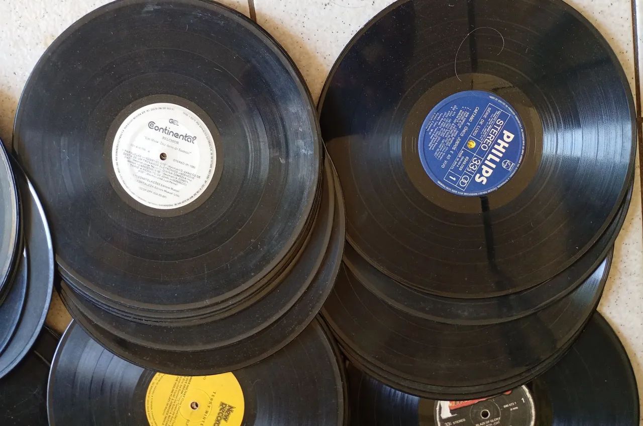 Discos De Vinil Para Decoração Ou Artesanato  - Foto 3