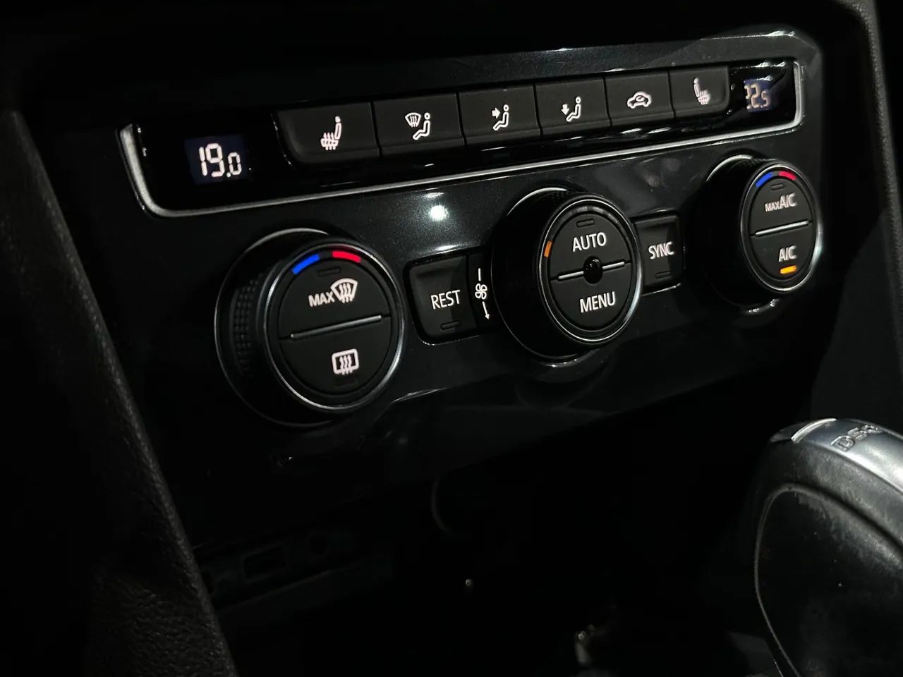 Volkswagen Tiguan Allspac R-Line 350 TSI 2.0 4x4, foto 8 de 18