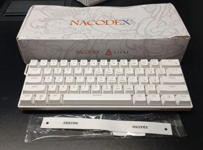 Teclado 60% Branco Ajazz Nacodex K61 switch Red, novo lacrado na