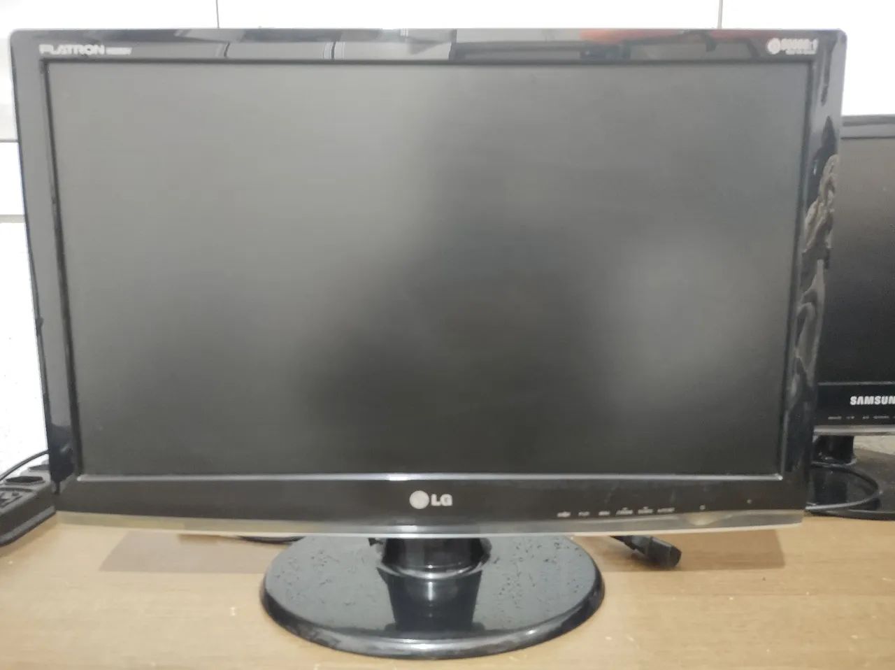 Monitor LG Flatron W2353V 23 polegadas