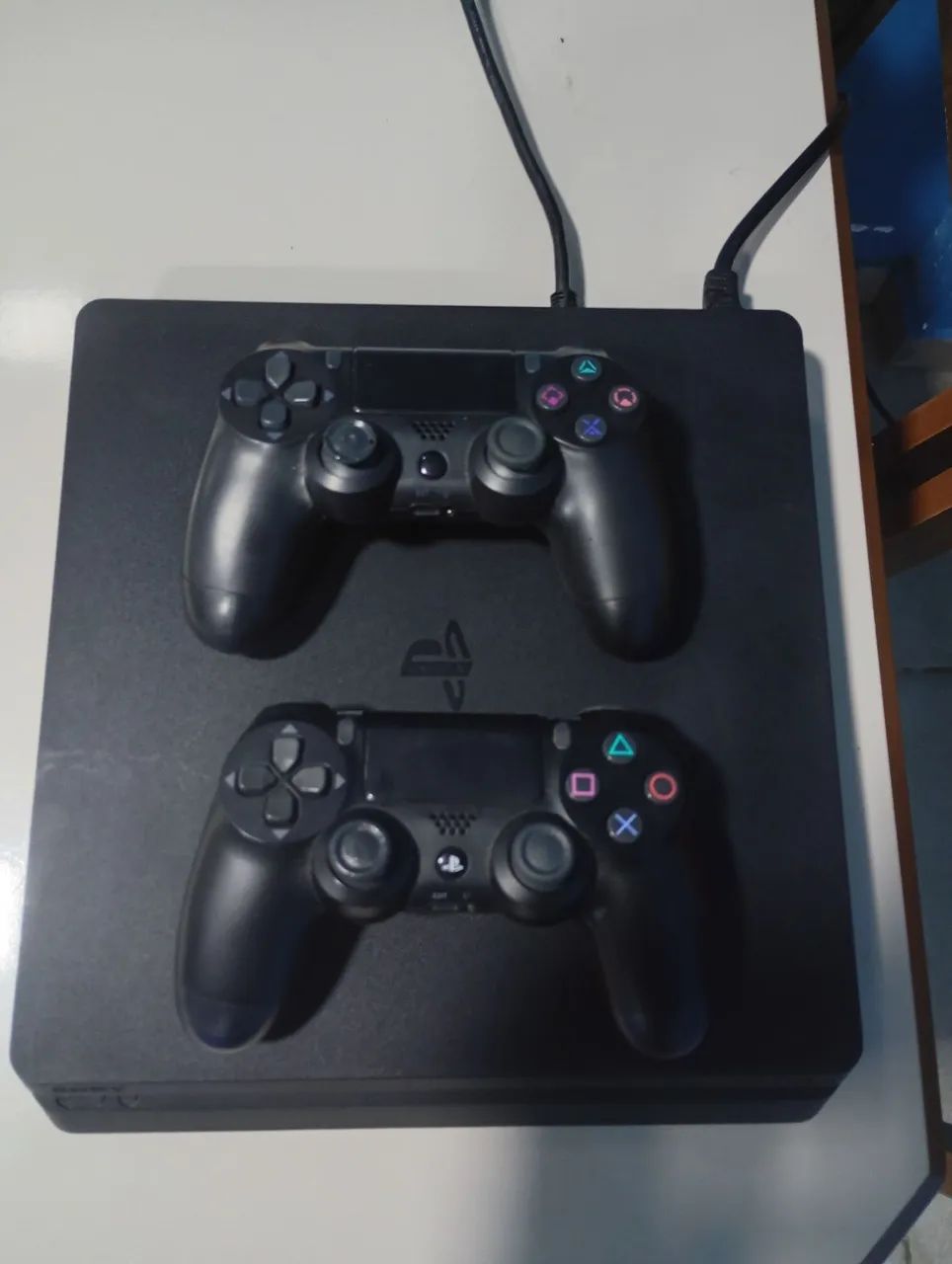 PS4  2 controles