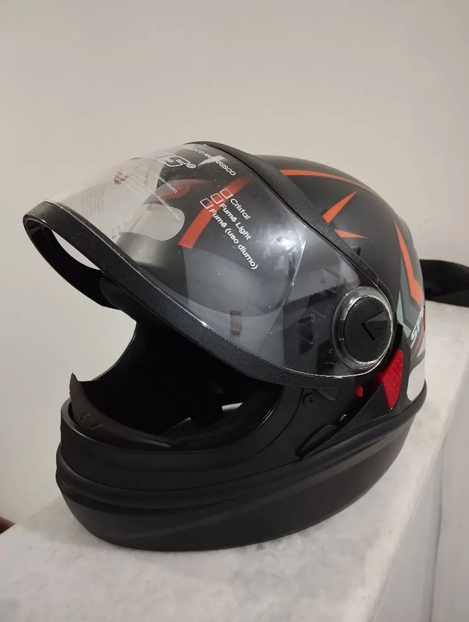 Capacete Taurus speed