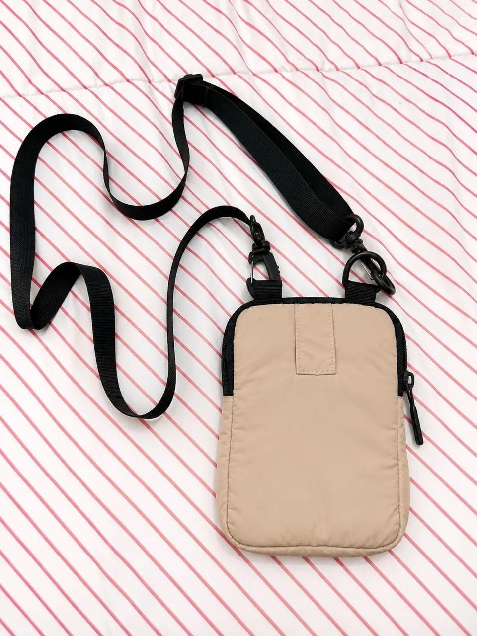 (usada) Bolsa Cross Puffer Track & Field - Foto 2