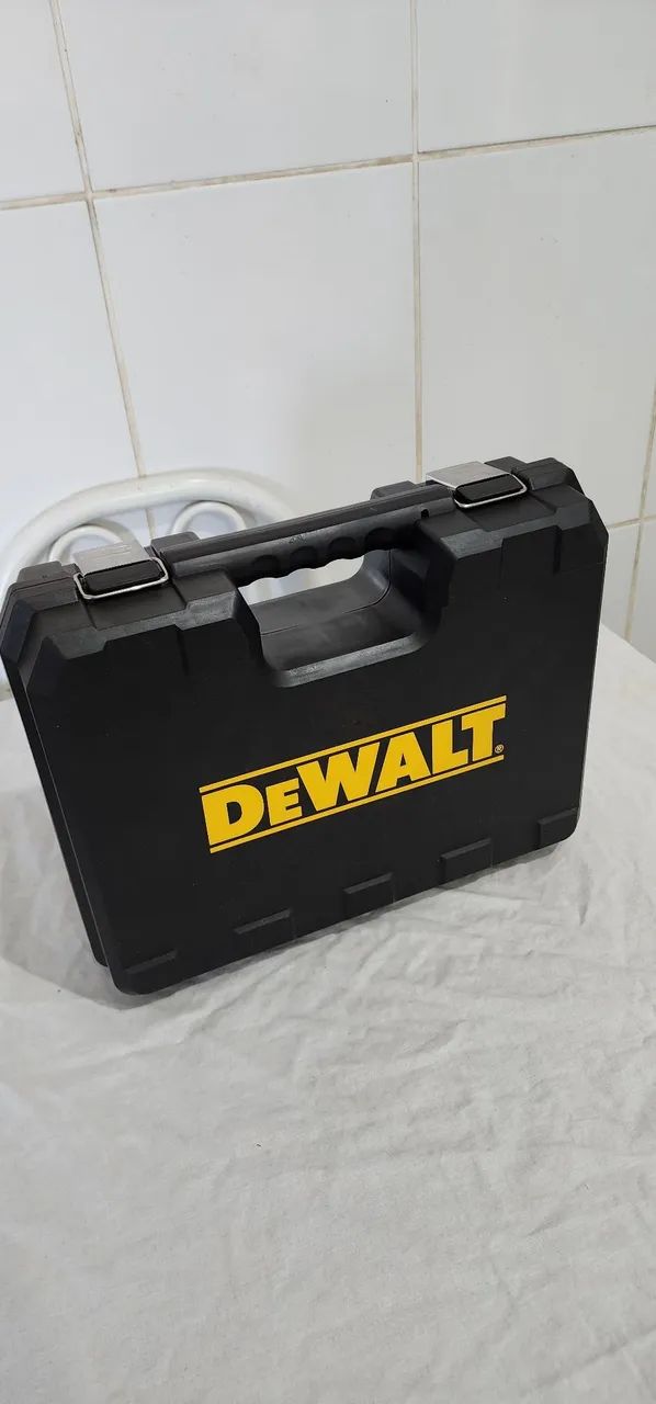 PARAFUSADEIRA DE IMPACTO - DEWALT 1/4" ( sem bateria e sem carregador ) - Foto 6