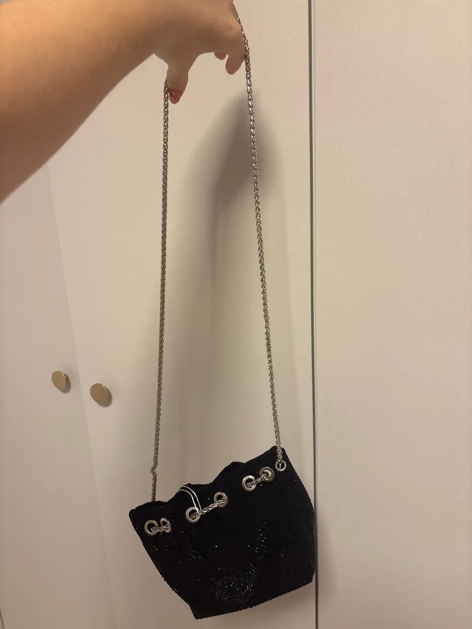 bolsa preta com o mini brilhos  - Foto 2