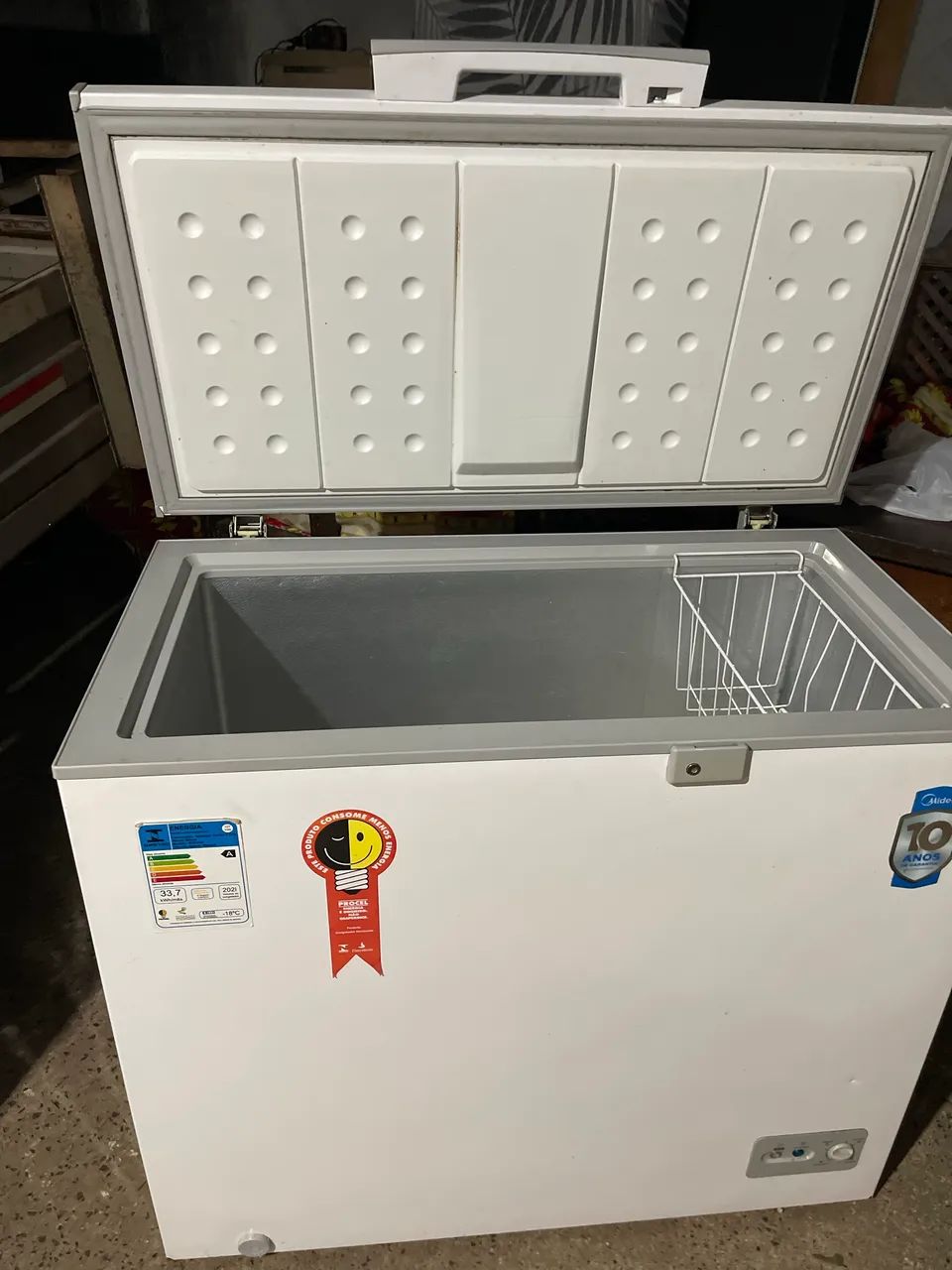 Vendo frizer super conservado  - Foto 2