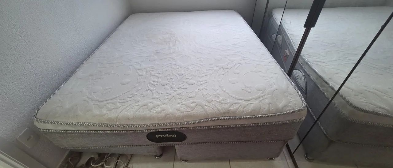 Cama Queen usada - Foto 3