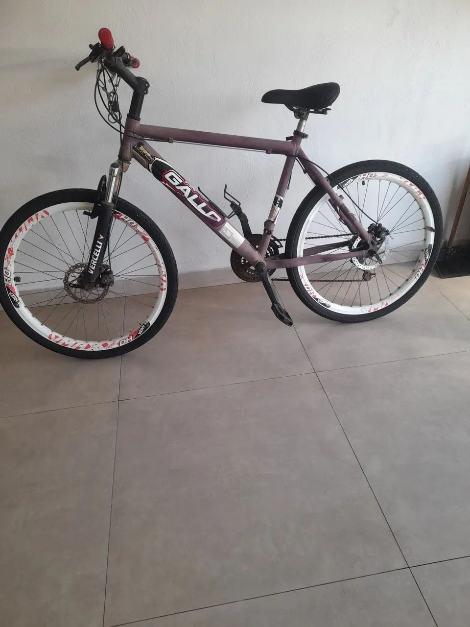 Bicicleta  - Foto 3