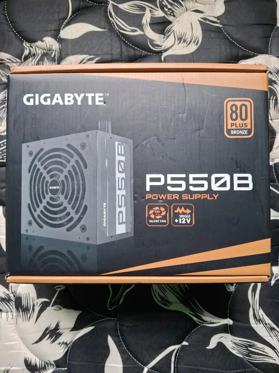 Fonte Gigabyte P550B, 550W, 80 Plus Bronze