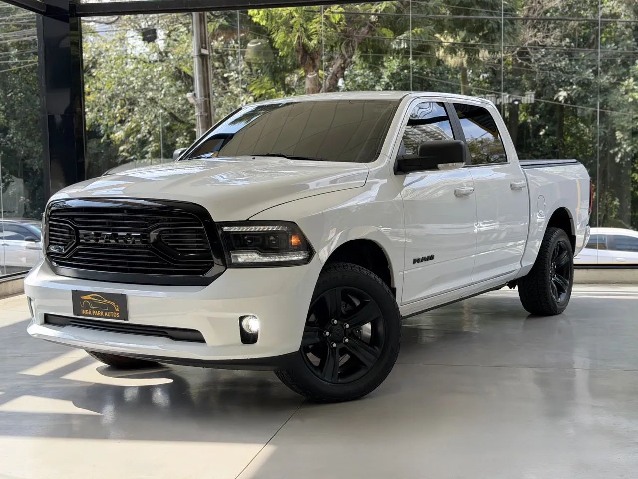 Ram Classic CLASSIC R/T 5.7 CD V8 4X4 Aut. 2023