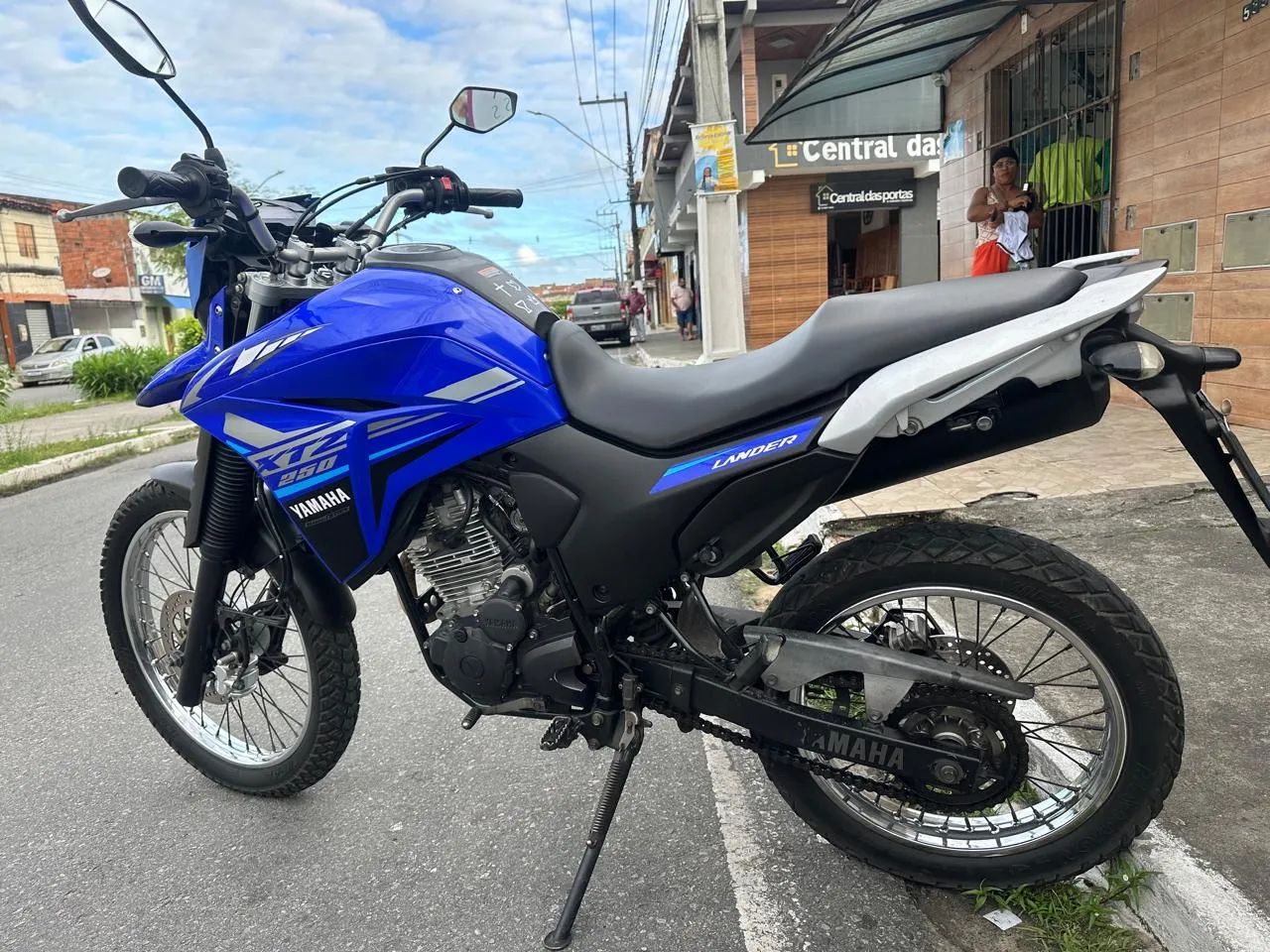 Yamaha lander xtz 250