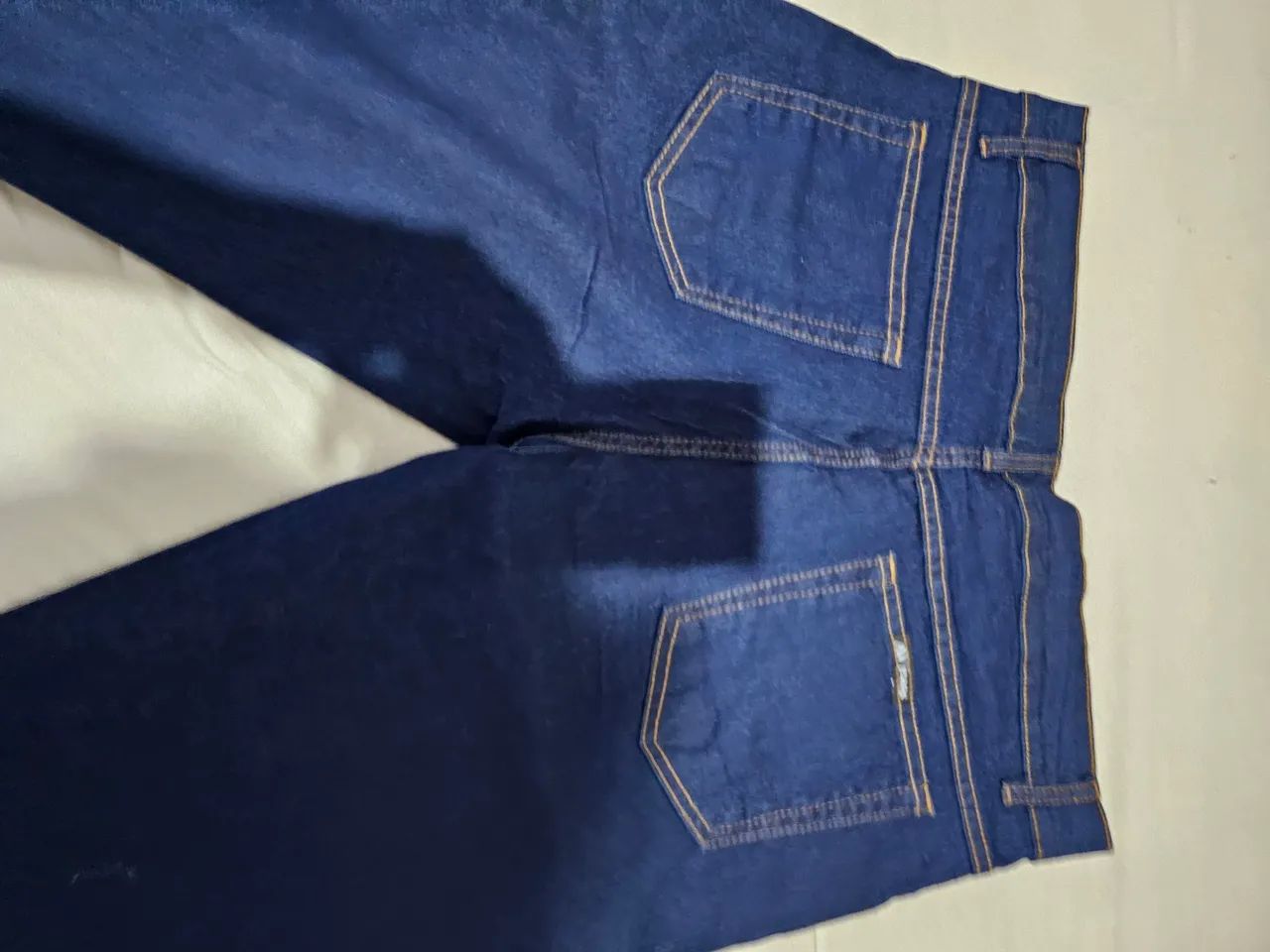 Calça jeans 48 elástano nova 