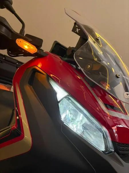 HONDA X-ADV 2019 - Foto 2