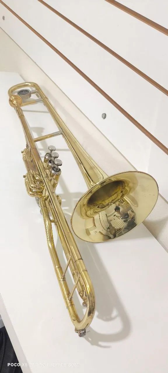Trombone de pistos schieffer curto em dó - Foto 5
