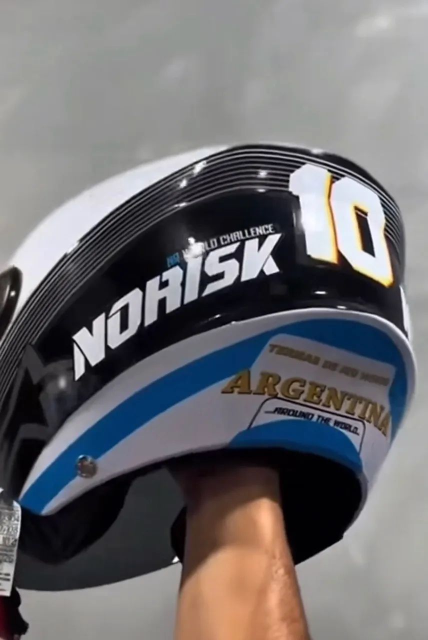 Capacete Norisk Argentina personalizado  - Foto 2