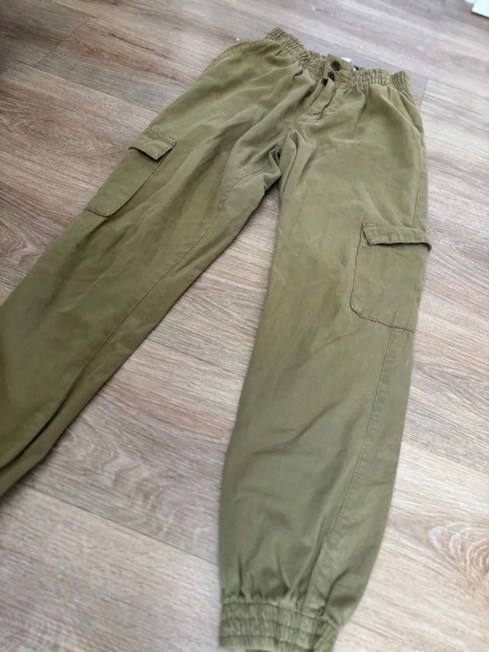 calça cargo verde - Foto 3