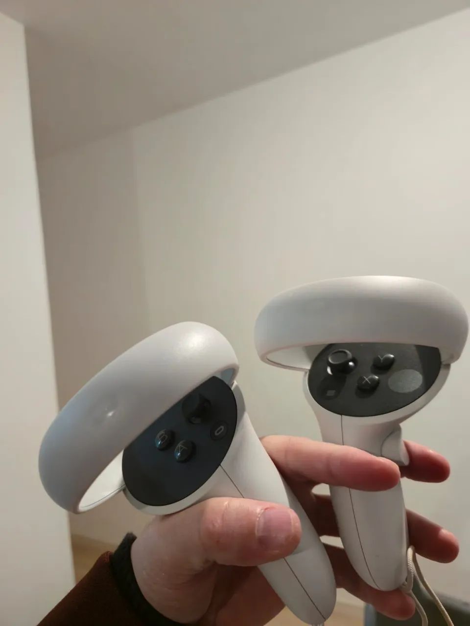 Oculus Quest 2 - 64 gb - Foto 3