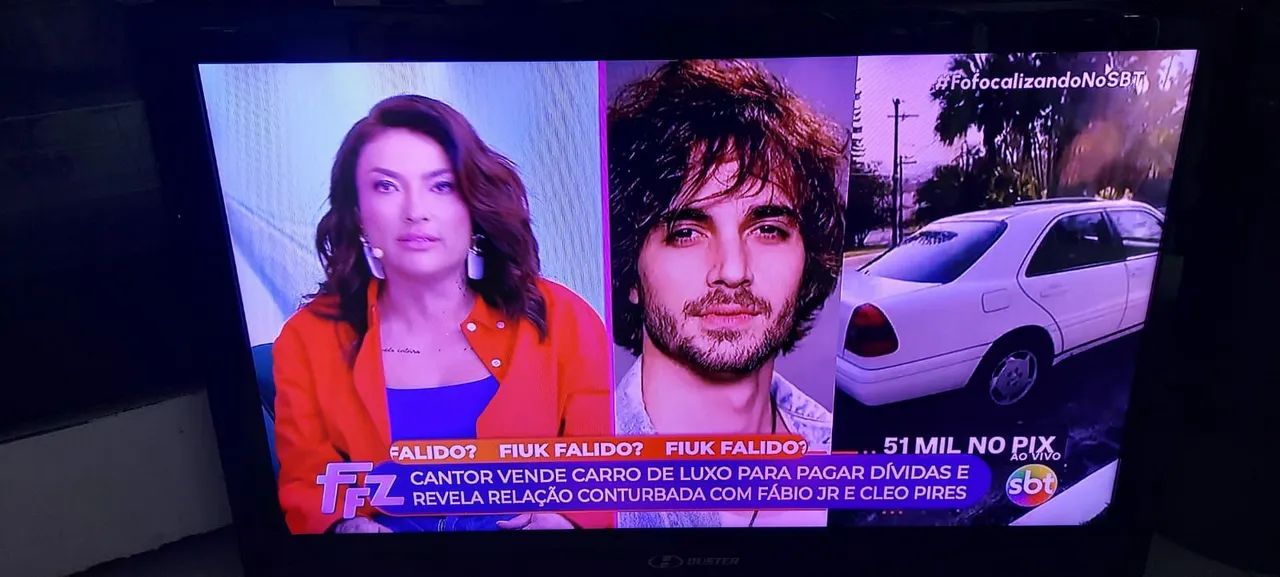 TV 40 polegadas Hbuster