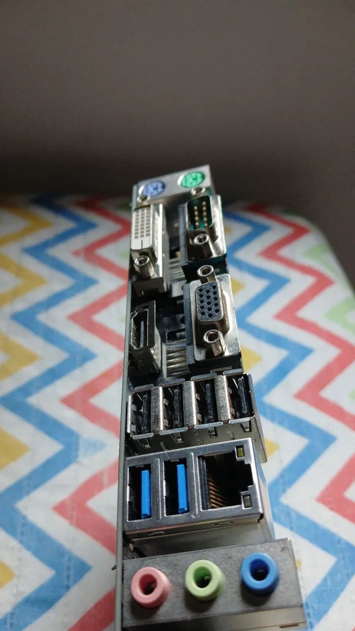 KIT PLACA-MÃE + PROCESSADOR INTEL CORE i5-8400 - Foto 3