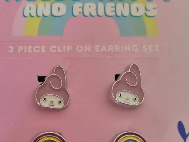 Kit 3 Pares Brincos Hello Kitty And Friends. Original Jacmel - Foto 4