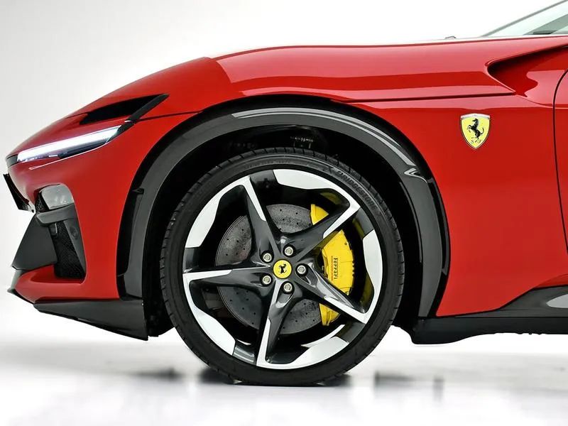 Ferrari Purosangue 6.5 V12 725cv, foto 15 de 17
