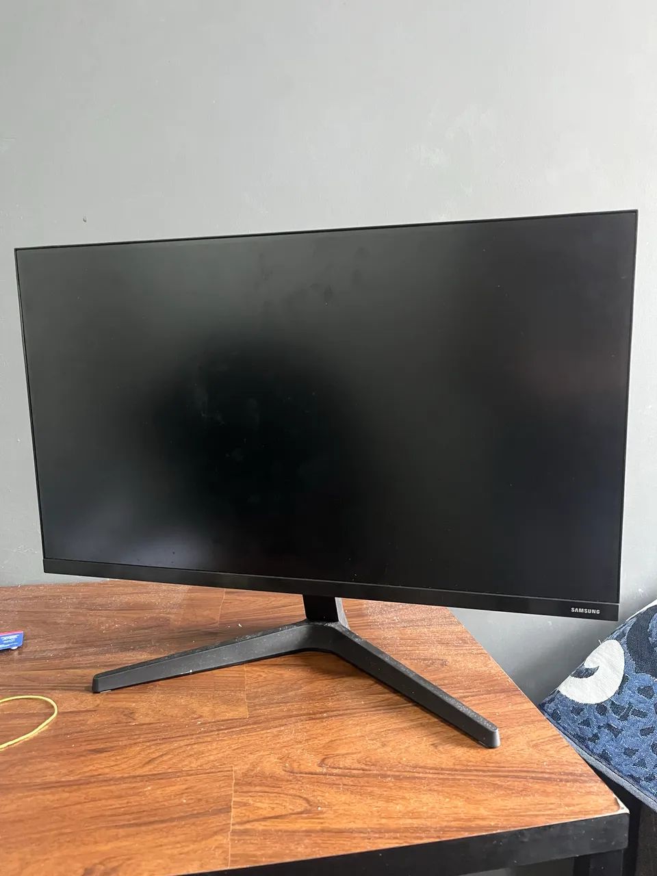 Monitor Samsung  + suporte articulado 
