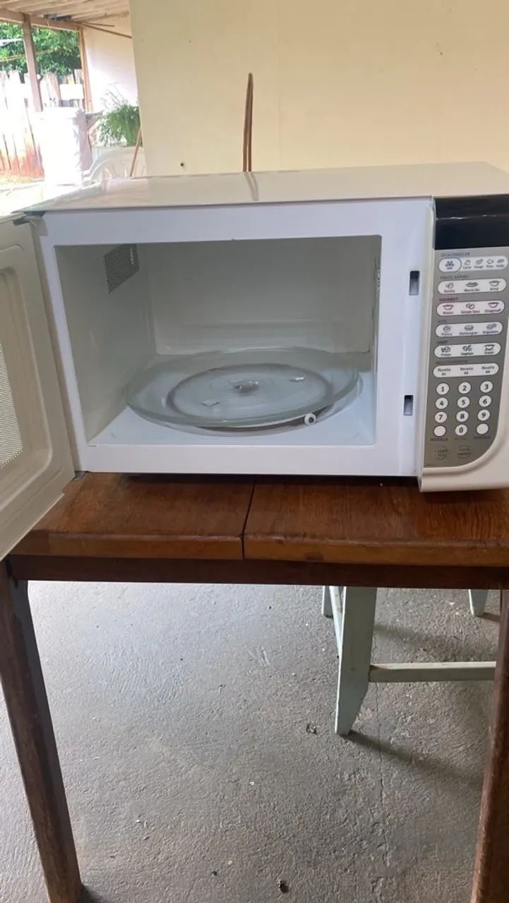 Microondas - Electrolux 110W - Foto 2