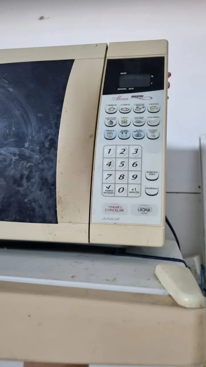 MICROONDAS PANASONIC INVERTER (Com Defeito) - Usado - Foto 3