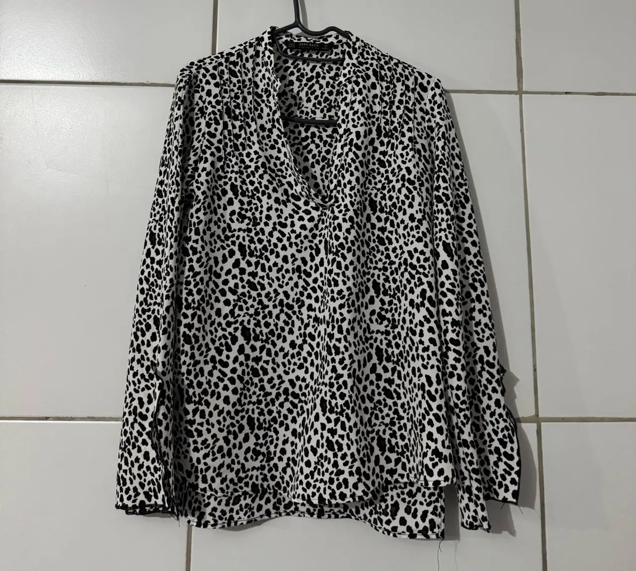 Vendo 6 blusas de mangas - Foto 3