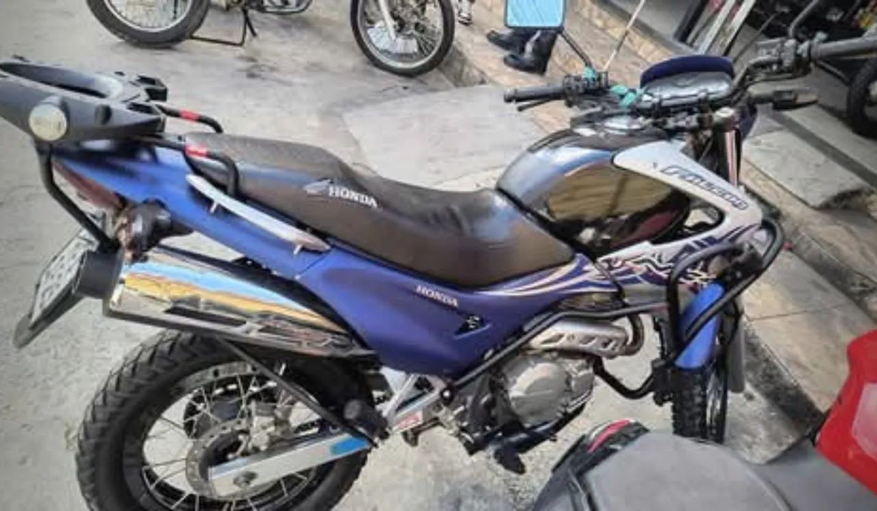 Nx400 Falcon 06 - Foto 3