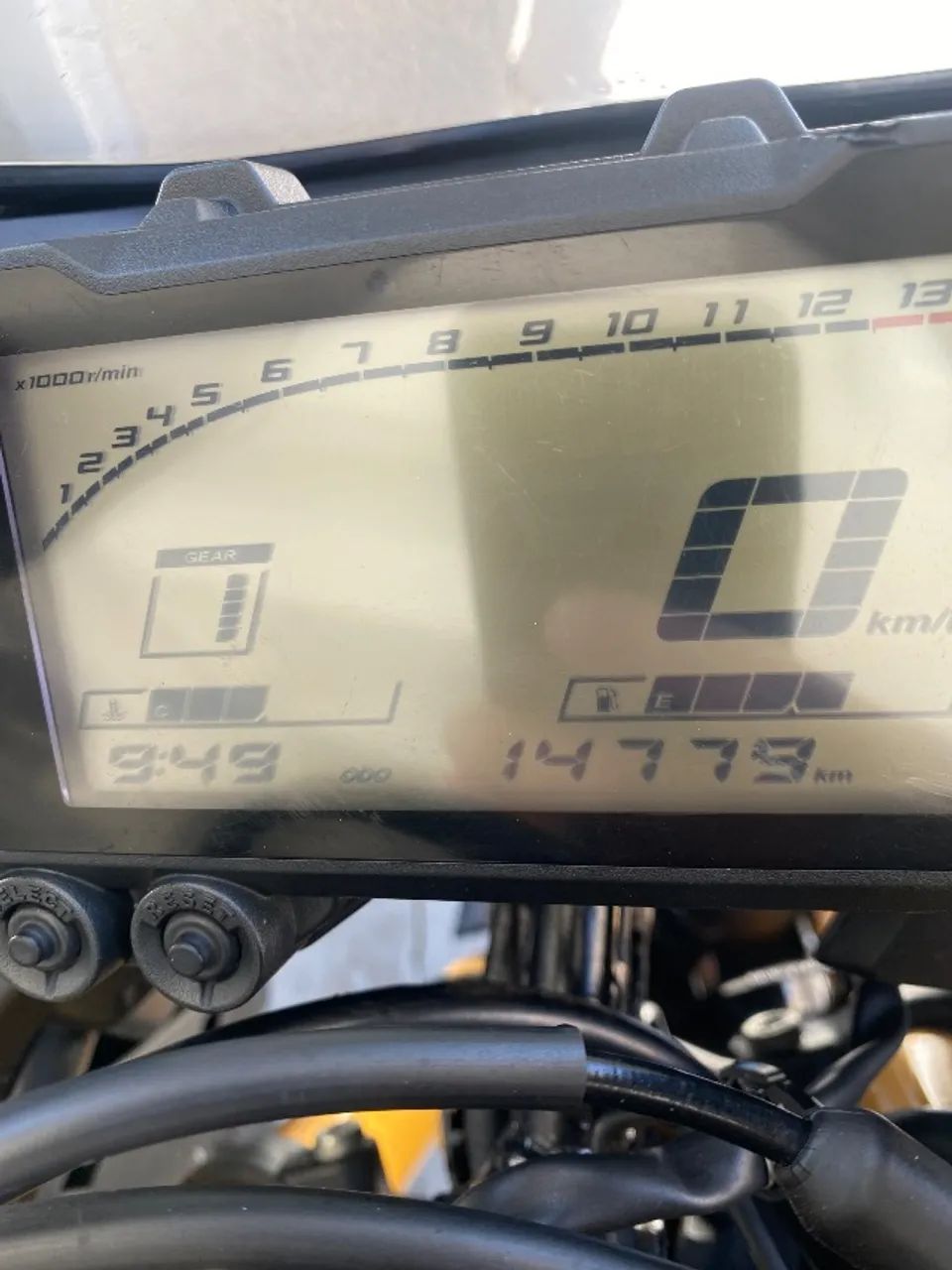 Moto R3 lindíssima  - Foto 4