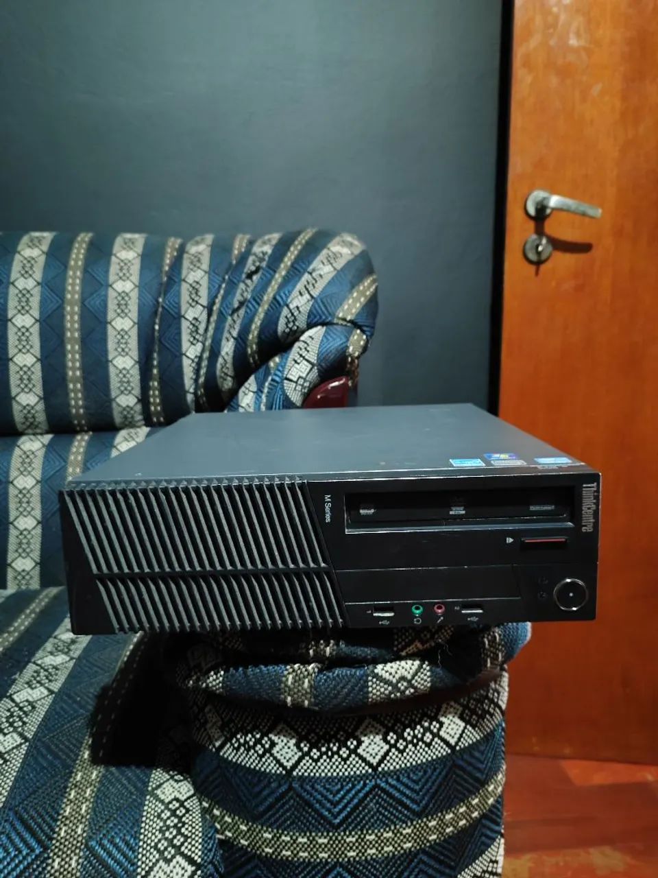 Desktop"Lenovo ThinkCentre i5 (FAÇA SUA PROPOSTA) - Foto 2