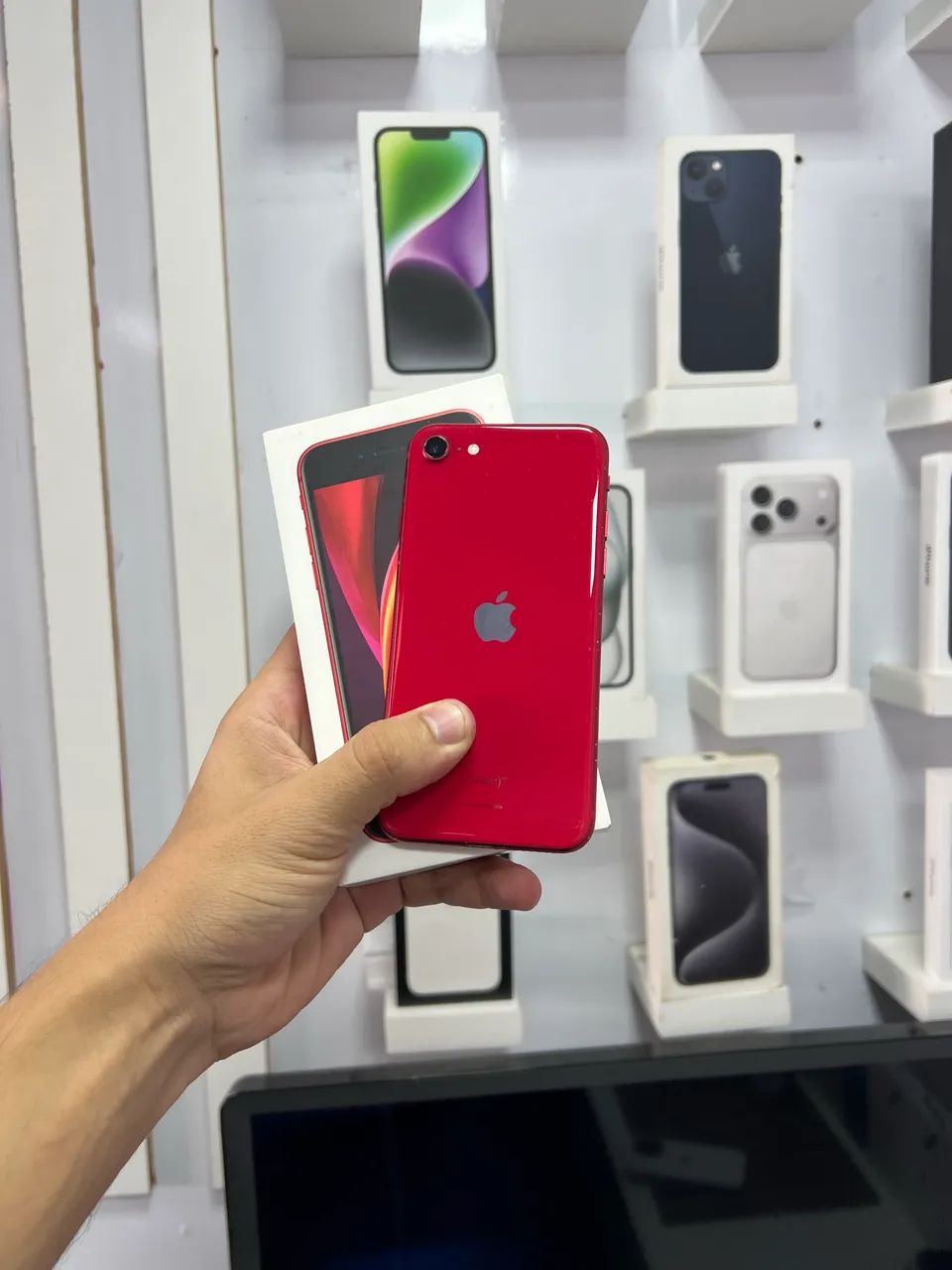 IPhone SE 2020 64GB (vermelho)
