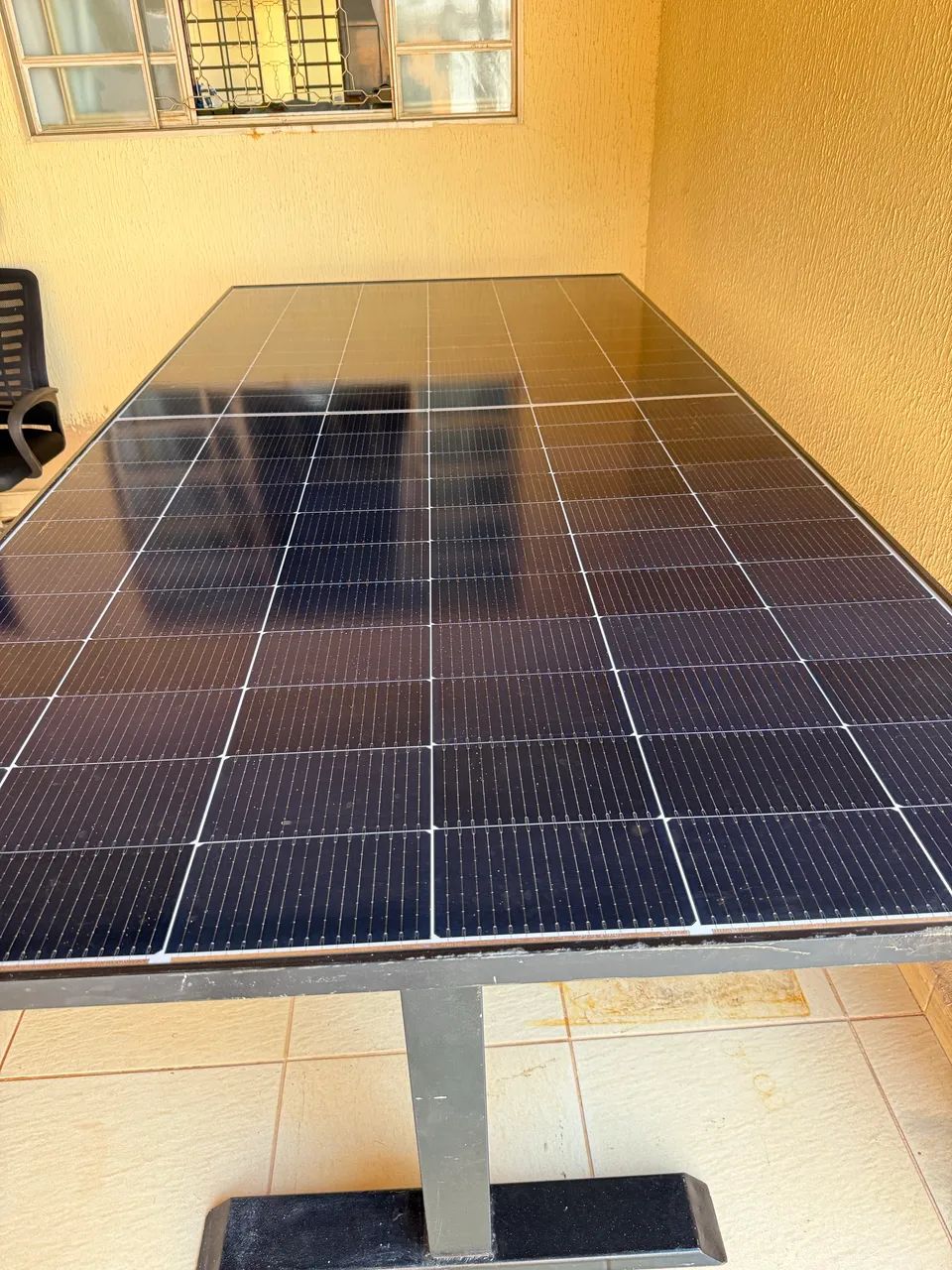 Mesa 8 lugares com tampo de placa solar, base de aço, 2,30m - Foto 4