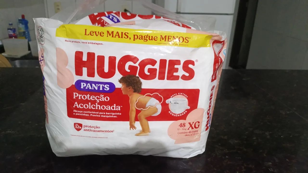 Fralda Huggies XG pacotão shortinho 