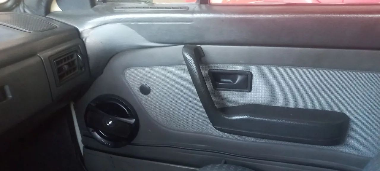 Volkswagen Gol Geração I GL 1.8 8V Álcool Mec. 2P 1988
