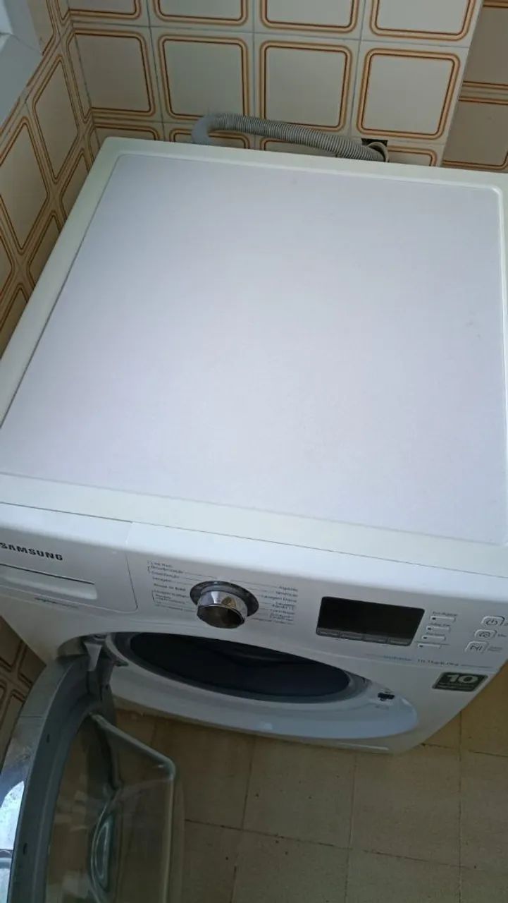 Lava e seca WD106