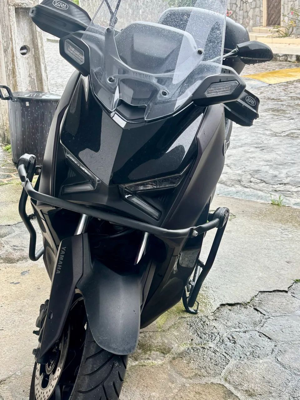 Xmax 300 conected - Foto 2
