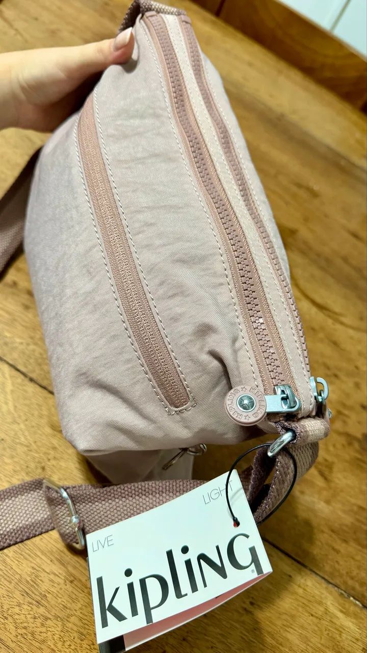 Bolsa Kipling Nova Com Etiqueta Original - Foto 2