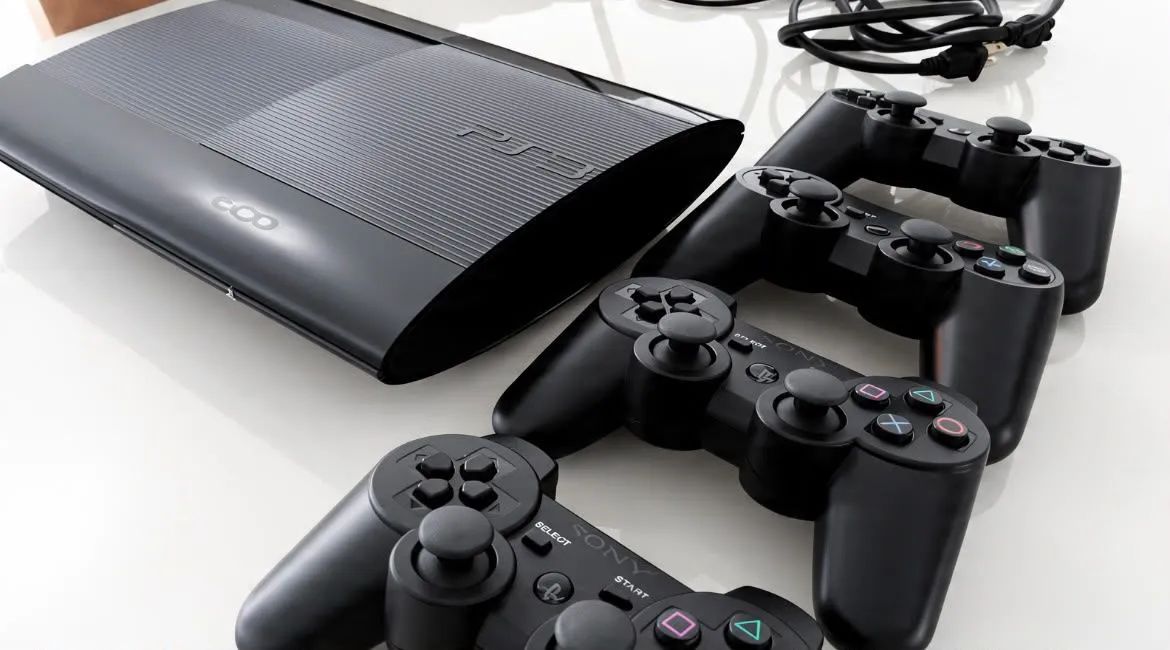 ? PS3 DESBLOQUEADO + 4 CONTROLES + 1000 JOGOS ?