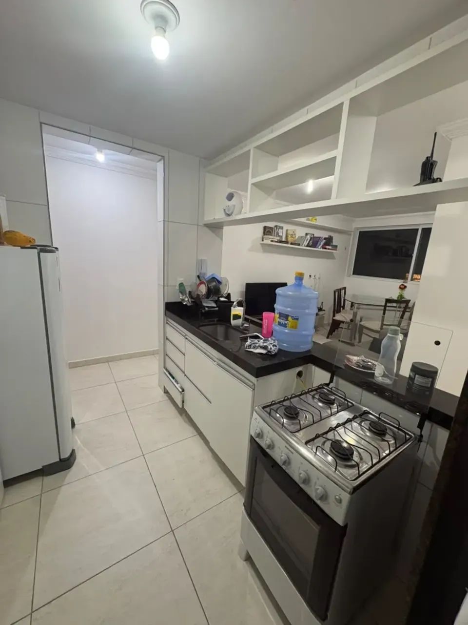 Apt semi mobiliado 2 quartos elevador e lazer - Foto 5
