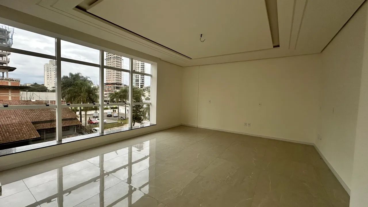 Apartamento 4 dormitórios em frente a AABB - Foto 2