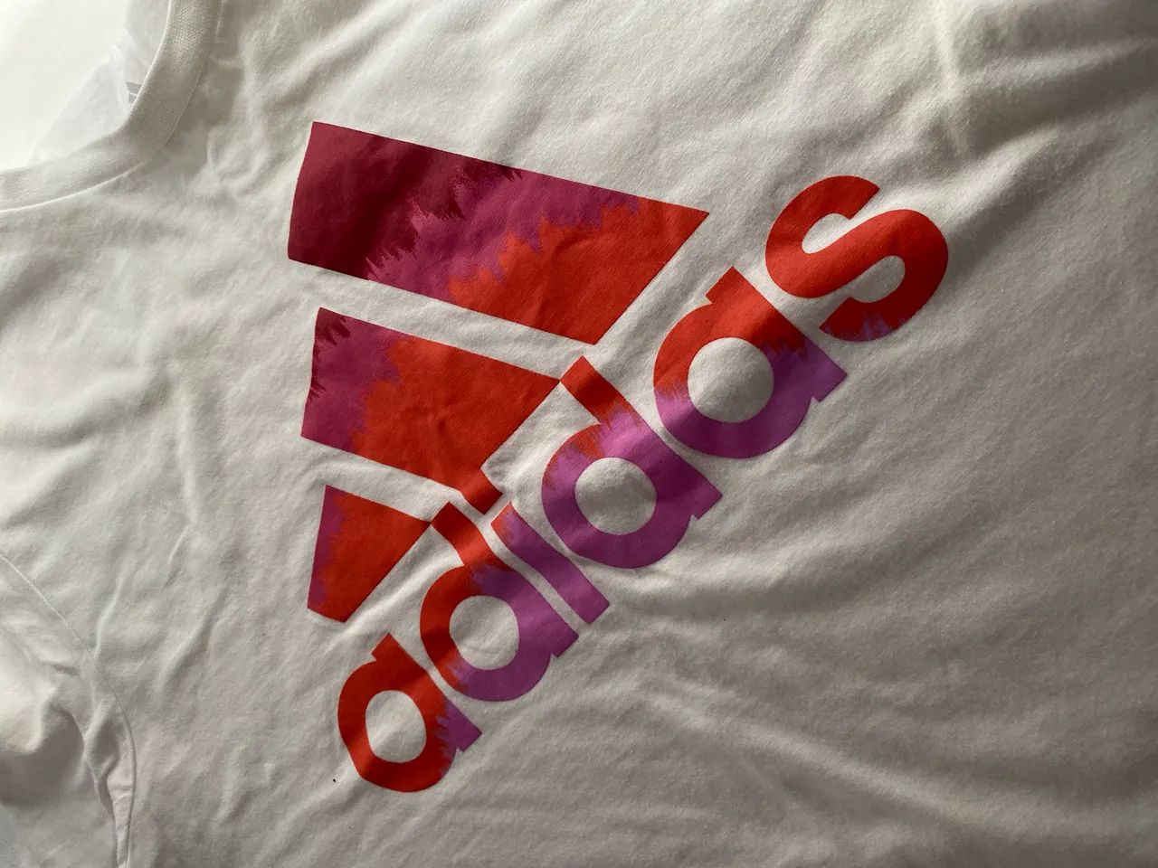 blusa cropped adidas