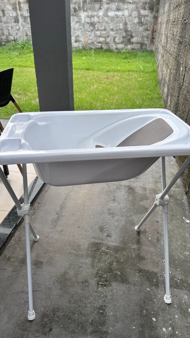 Vendo banheira de bebê 