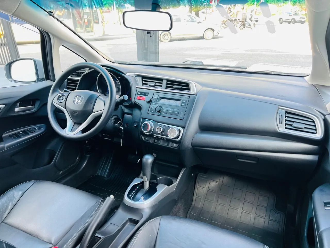Honda Fit LX 1.5 Flexone 16V 5p Aut., foto 7 de 12