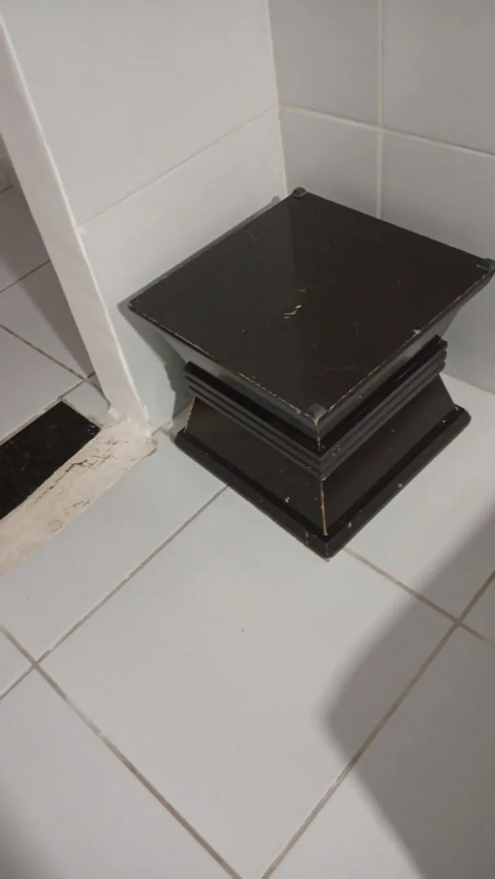 Conjunto de mesa de jantar com seis cadeiras + mesa de centro para sala - Foto 2