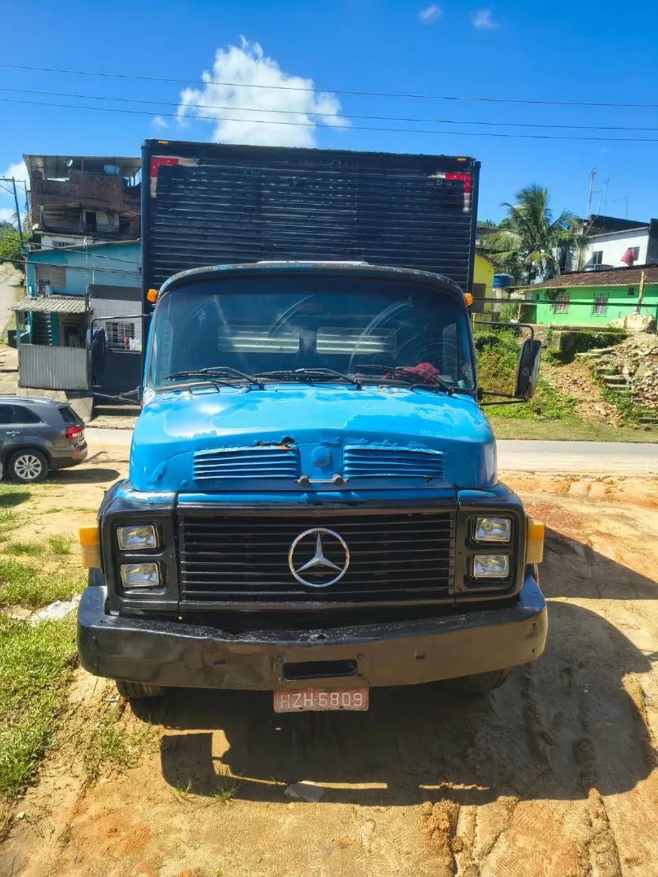 CAMINHÃO BAU BOM ESTADO 