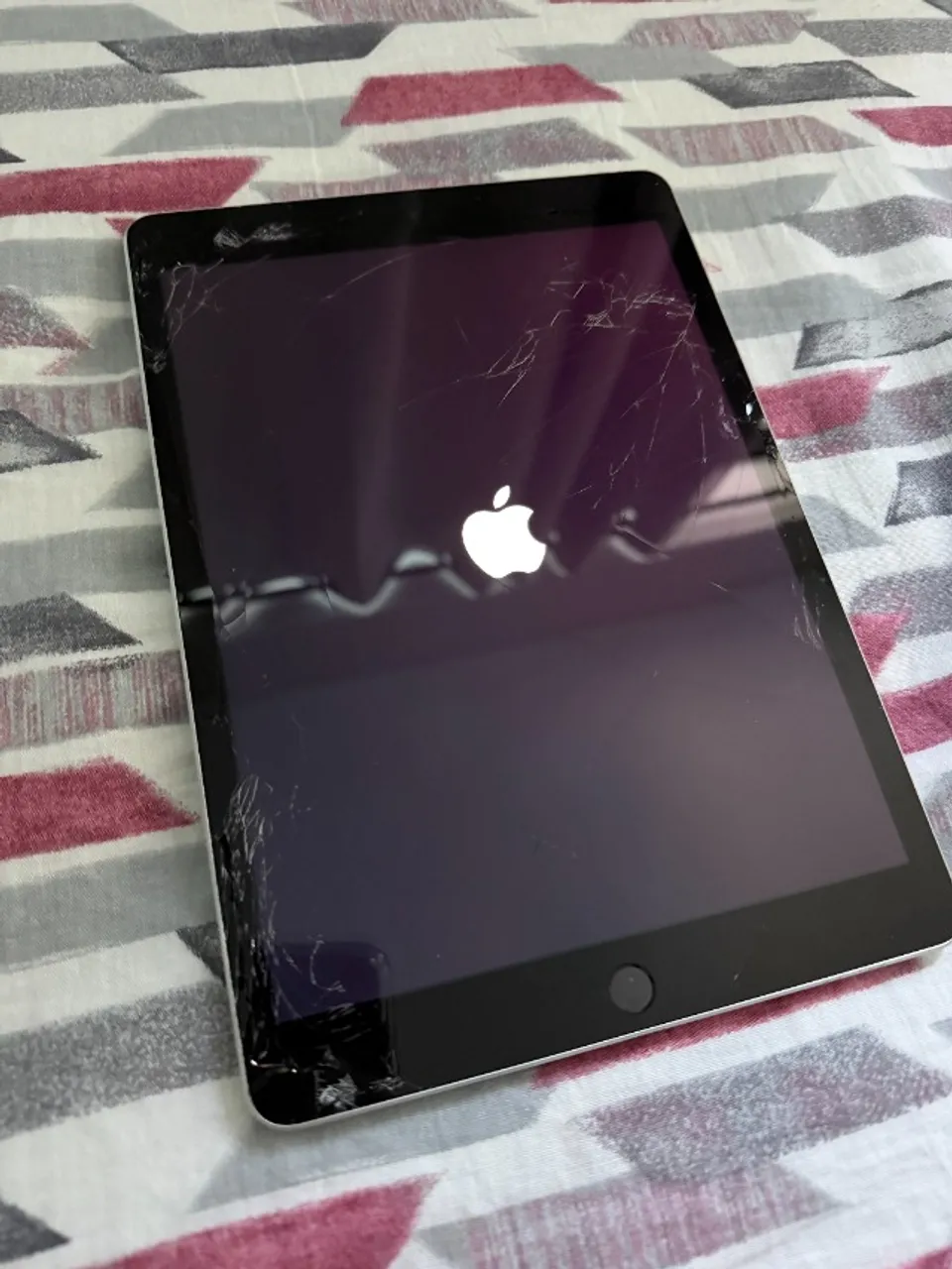 iPad 10th + Apple Pencil + Combo Touch - Tablets e E-Readers