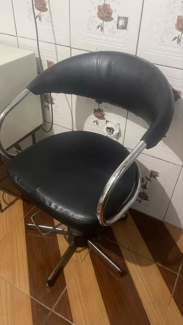 Cadeira hidráulica  - Foto 2