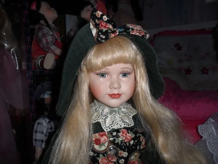 Boneca porcelana rara  - Foto 2